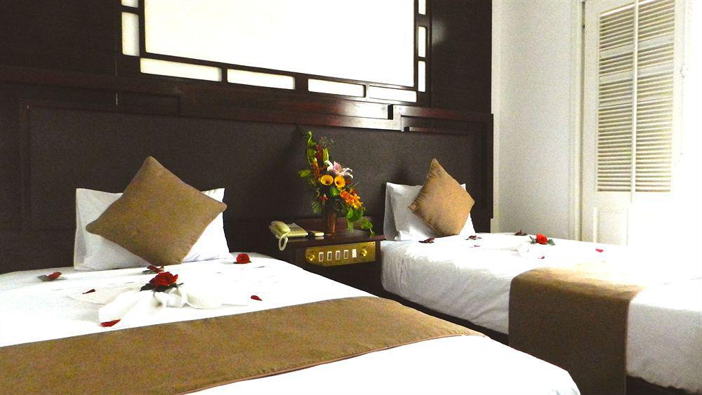 Sea And Sand Hotel Hoi An Exterior photo
